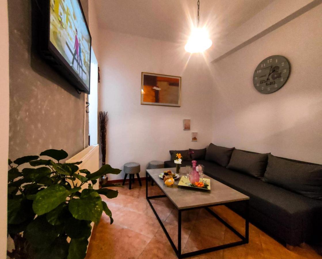 Kastra Bella 2 Bedroom Condo In Corfu Town Exterior photo